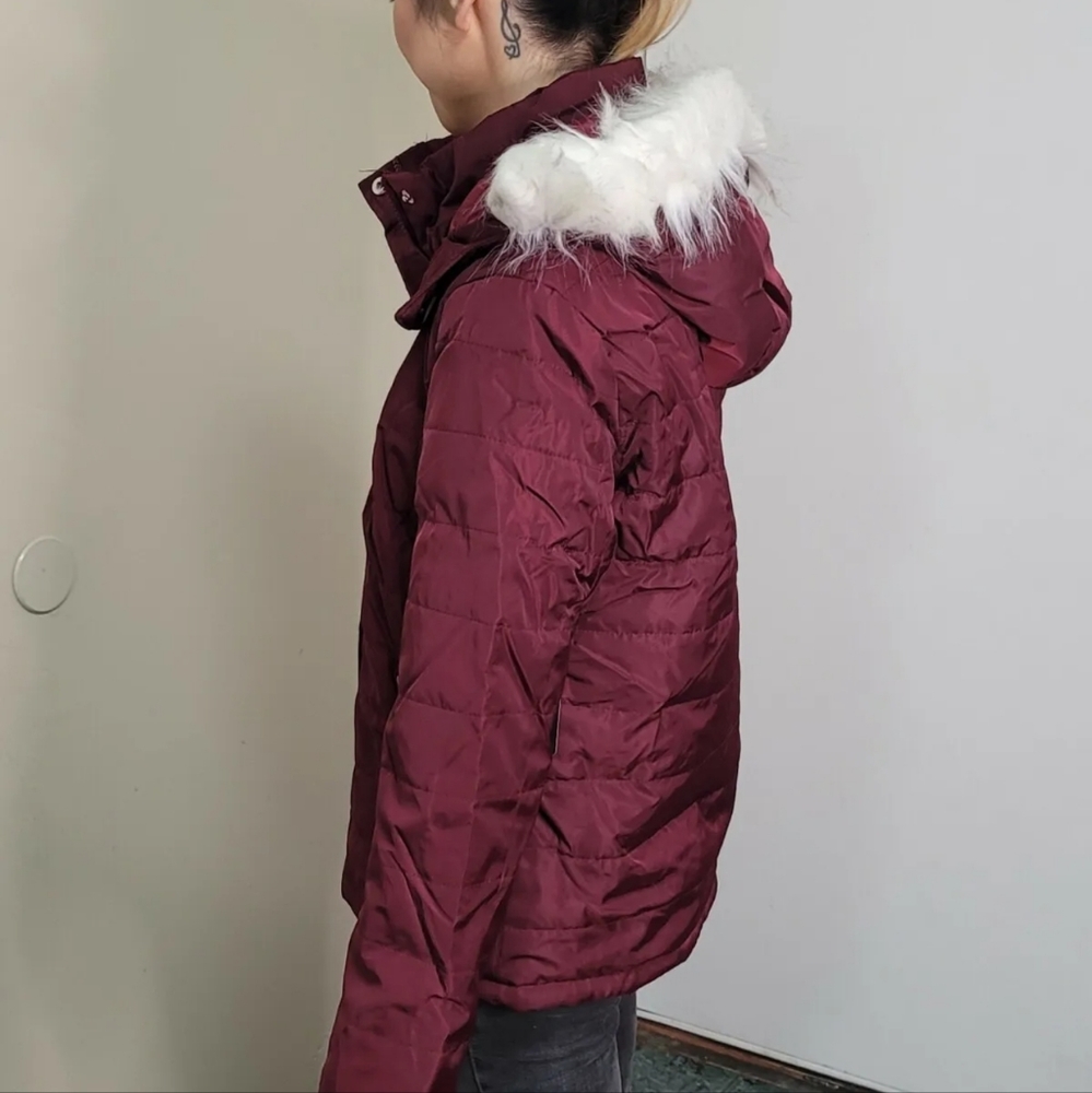Burgundy junior size Small jackets, full zip hood - Picture 2 of 7